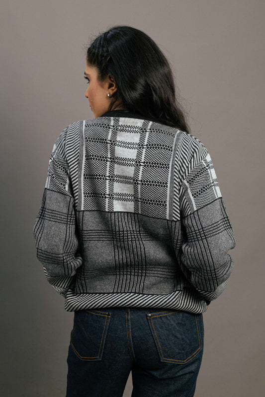 Monochrome Plaid Pattern Sweater for Women